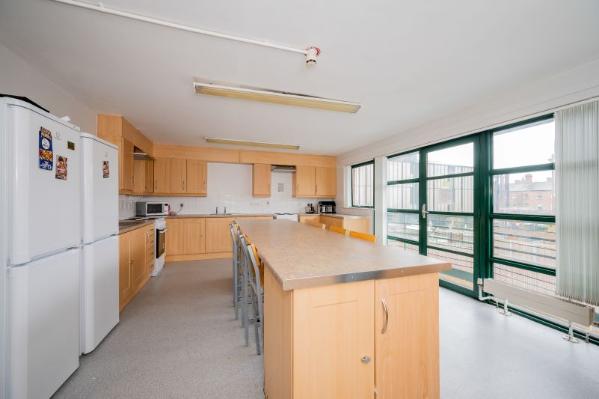 Guthrie kitchen space